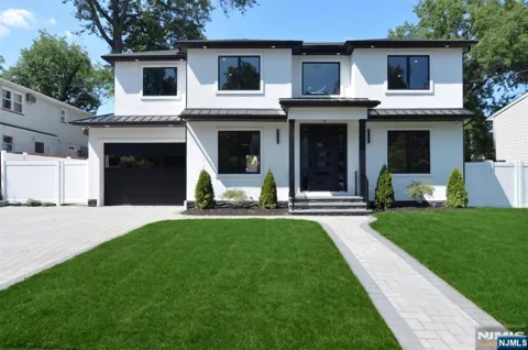 15 Wyckoff Terrace