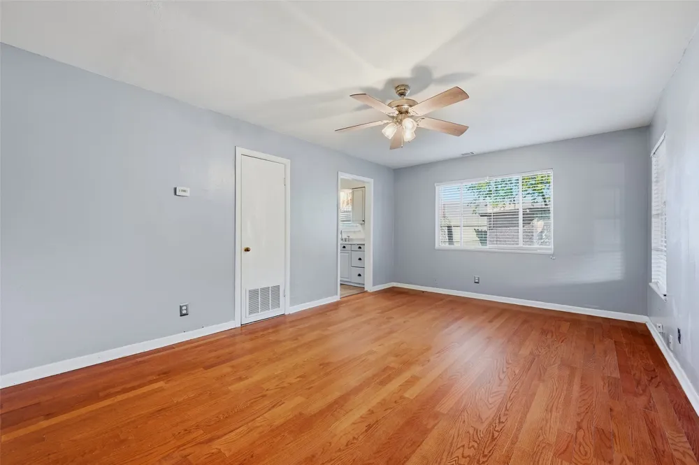 636 S Andrews Avenue Sherman, TX 75090