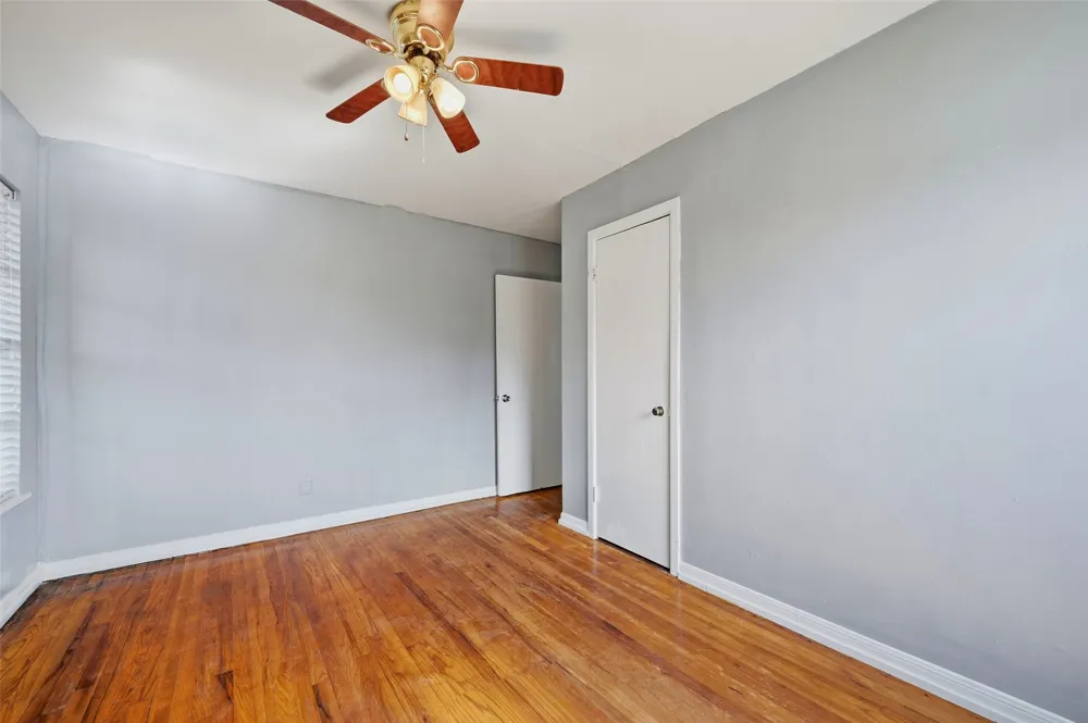 636 S Andrews Avenue Sherman, TX 75090
