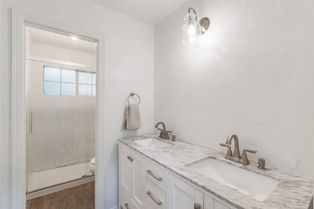 144 Hearthwood Drive Coppell, TX 75019