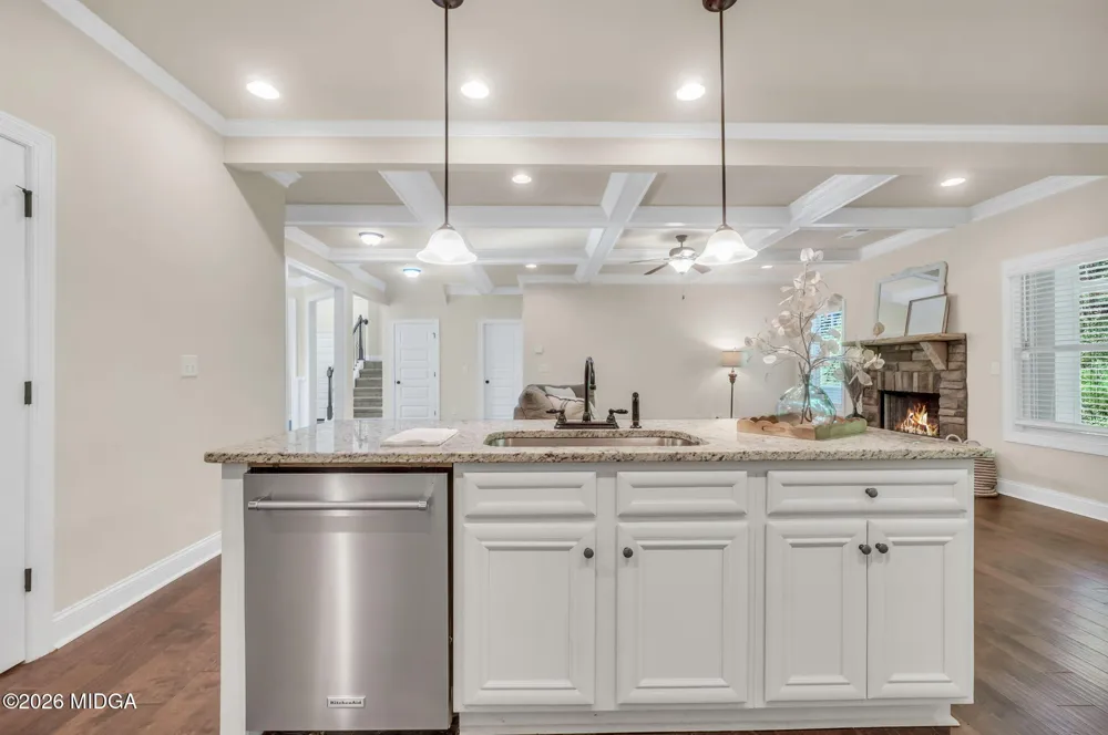 231 Homestead Circle Forsyth, GA 31029