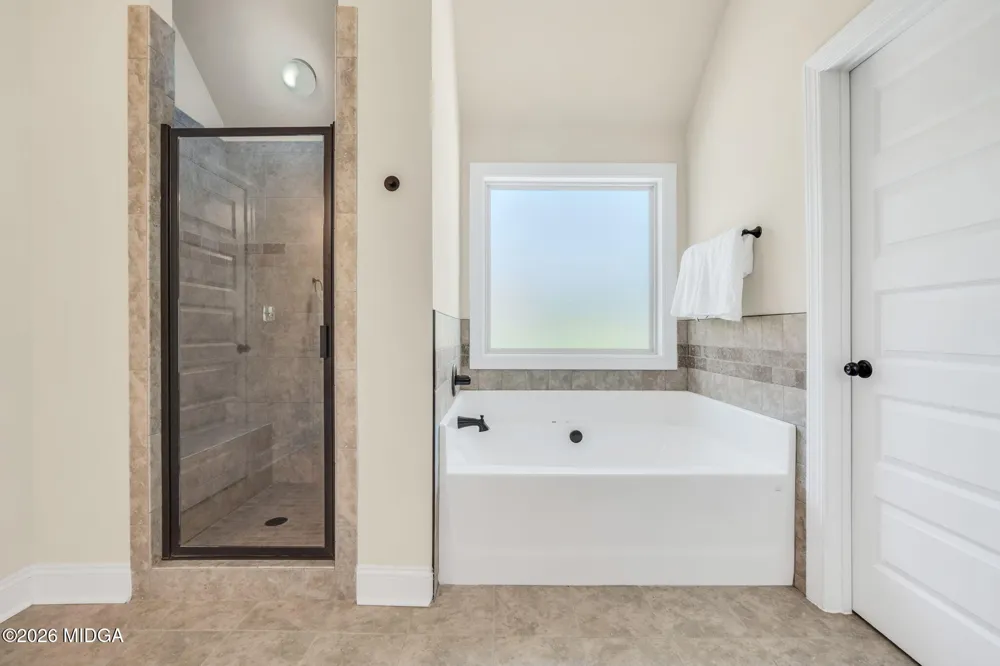 231 Homestead Circle Forsyth, GA 31029