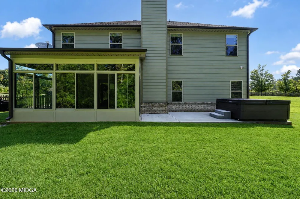 231 Homestead Circle Forsyth, GA 31029