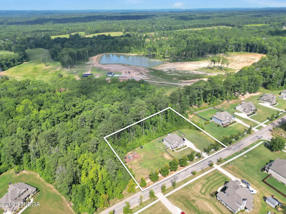 231 Homestead Circle Forsyth, GA 31029