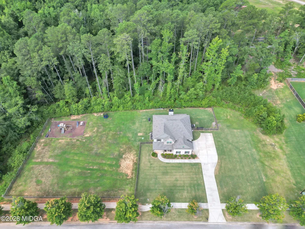 231 Homestead Circle Forsyth, GA 31029