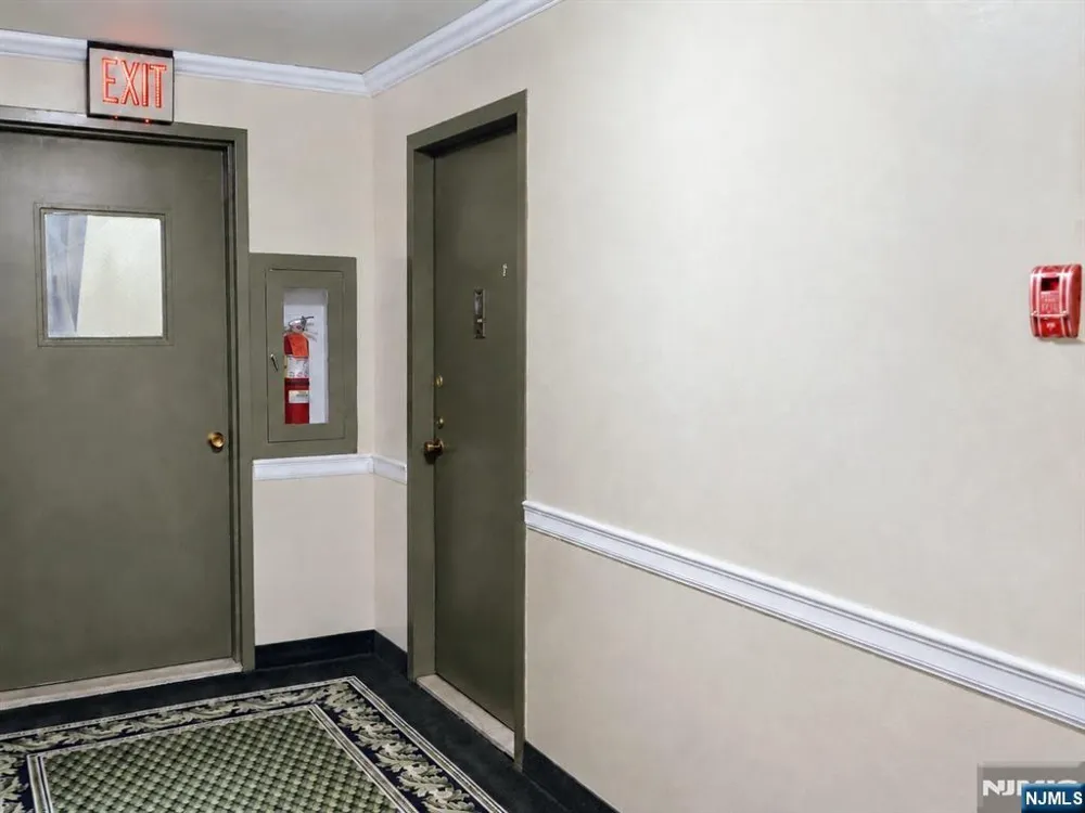 301 Beech Street 11H Hackensack, NJ 07601