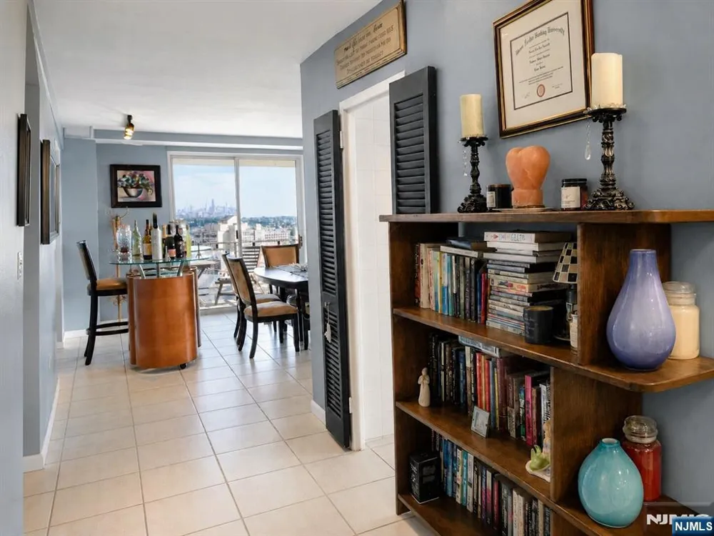 301 Beech Street 11H Hackensack, NJ 07601