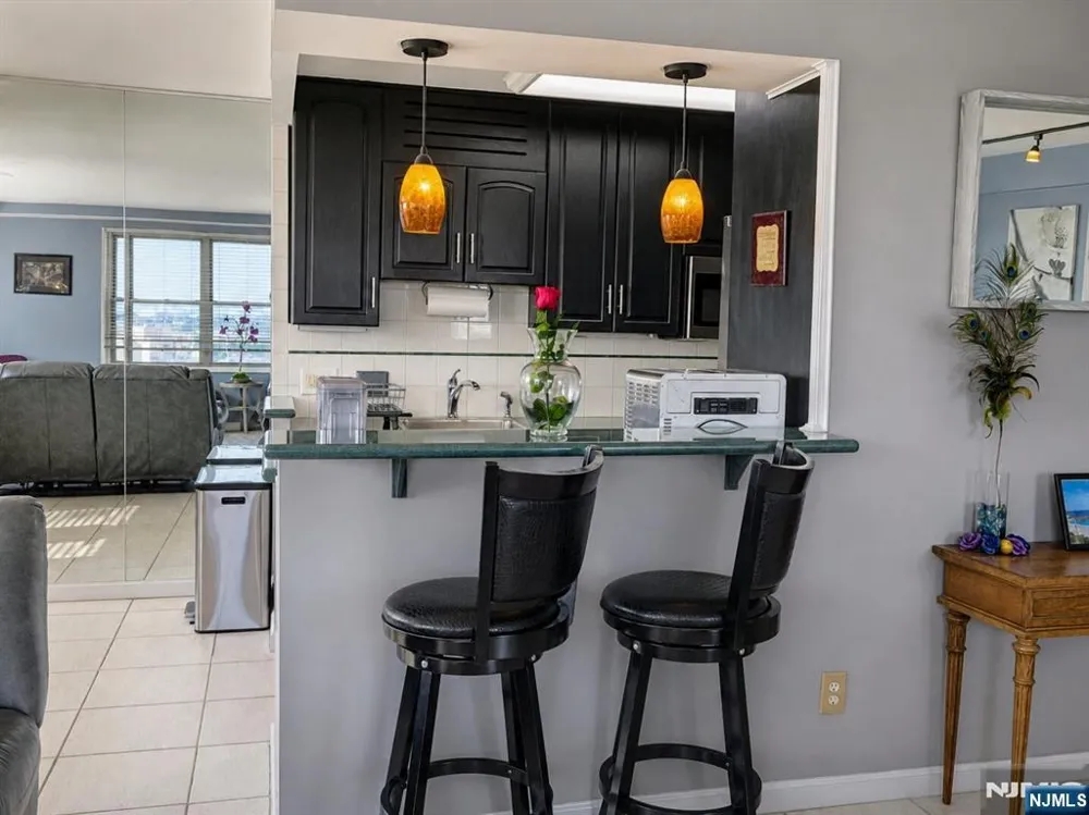 301 Beech Street 11H Hackensack, NJ 07601