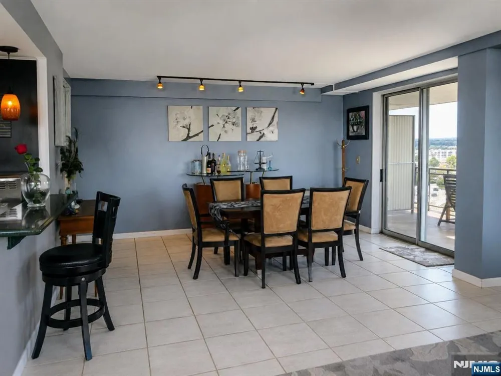 301 Beech Street 11H Hackensack, NJ 07601