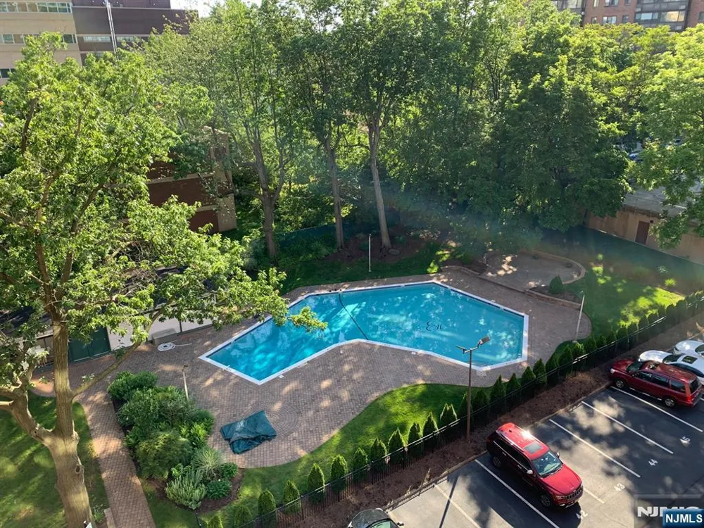 301 Beech Street 11H Hackensack, NJ 07601