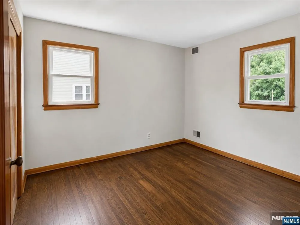 432 Hamilton Place Hackensack, NJ 07601