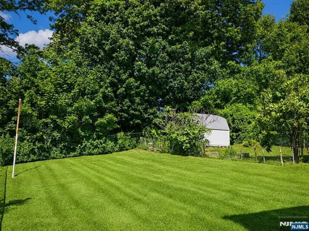 432 Hamilton Place Hackensack, NJ 07601