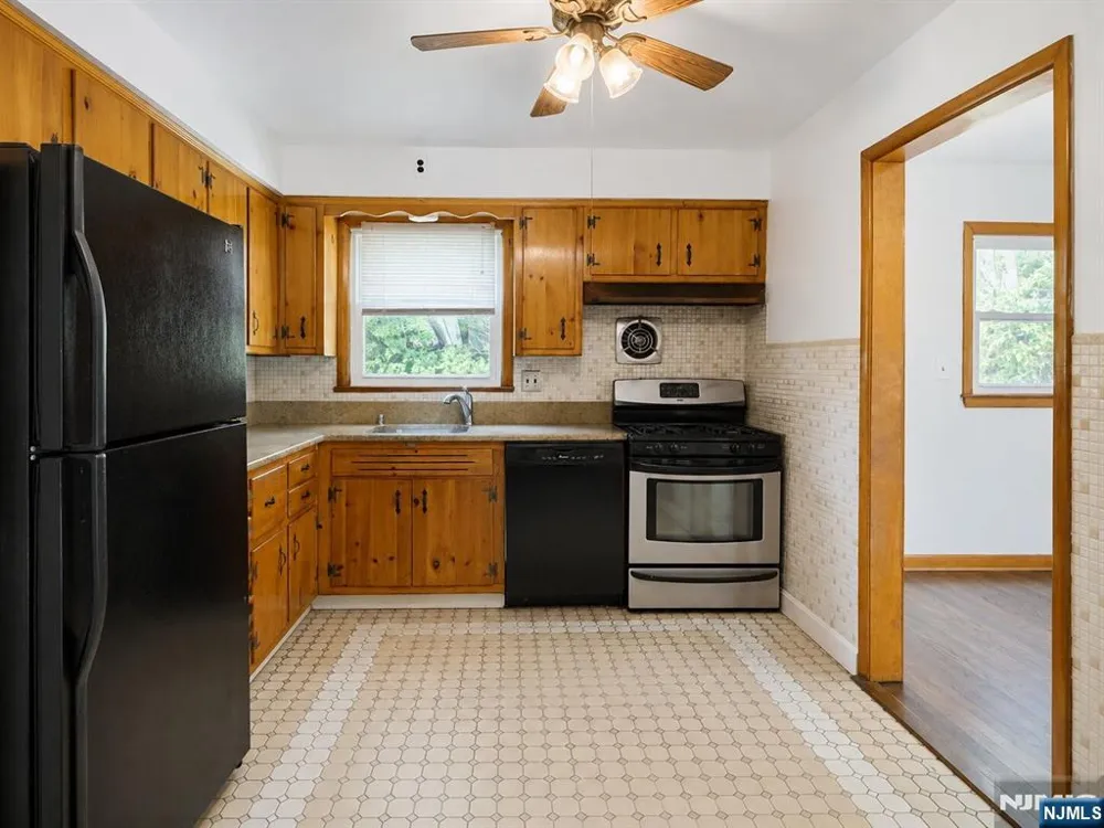 432 Hamilton Place Hackensack, NJ 07601