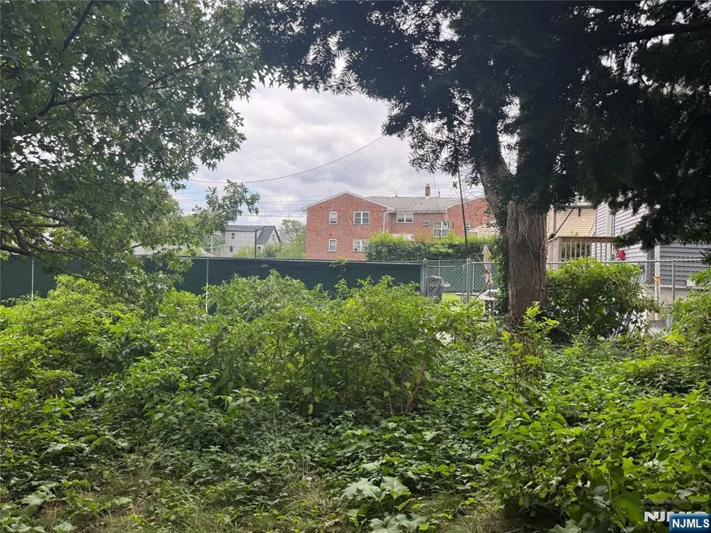 116 Clinton Place Hackensack, NJ 07601