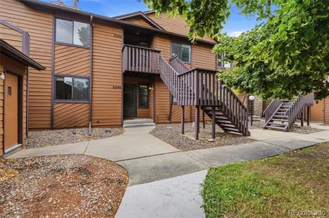 6242 Willow Lane