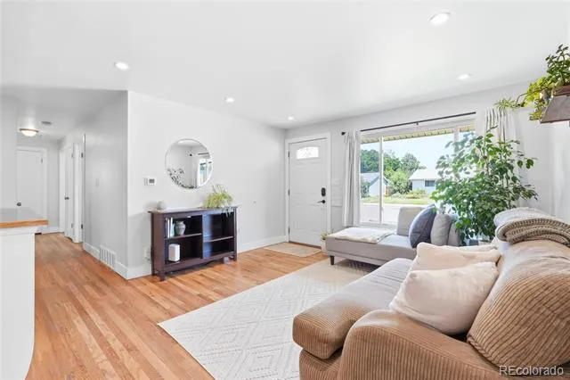 3791 S Huron Street Englewood, CO 80110