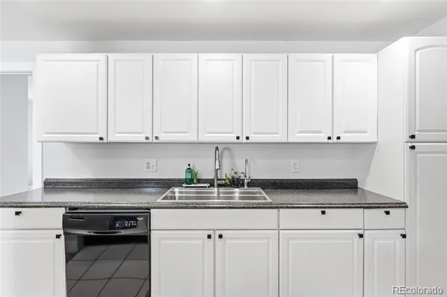 3791 S Huron Street Englewood, CO 80110