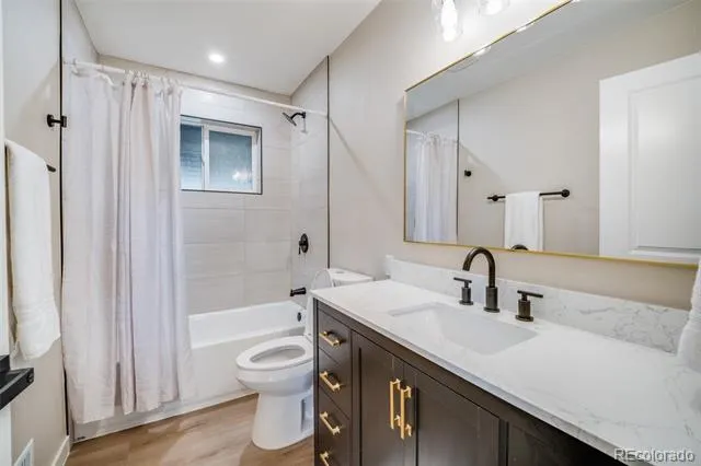 6930 Alan Drive Denver, CO 80221