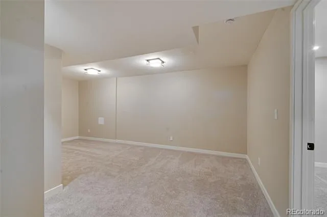 6930 Alan Drive Denver, CO 80221