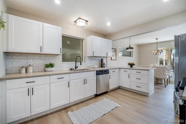 6930 Alan Drive Denver, CO 80221