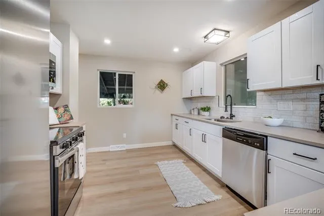 6930 Alan Drive Denver, CO 80221