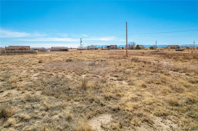 1464 E Gem Drive Pueblo, CO 81007