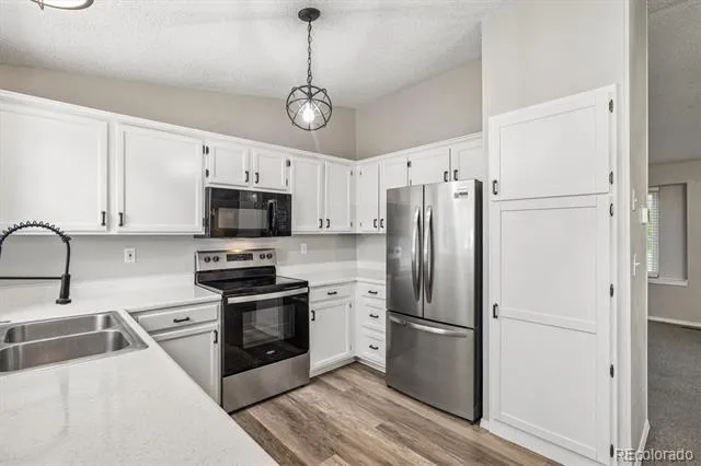 17611 Ponderosa Avenue Parker, CO 80134