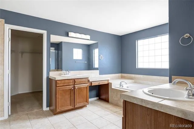 10919 Bellbrook Circle Littleton, CO 80130