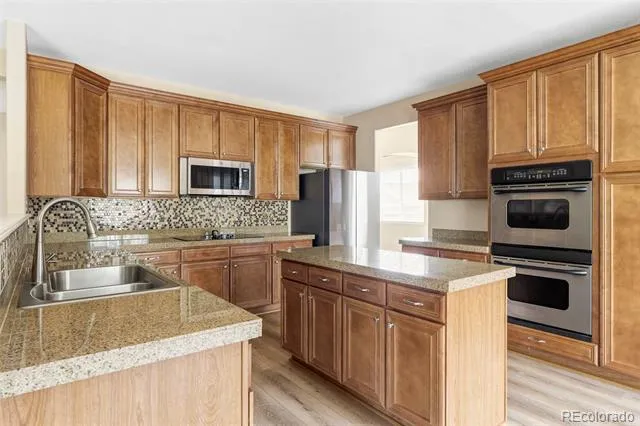 10919 Bellbrook Circle Littleton, CO 80130