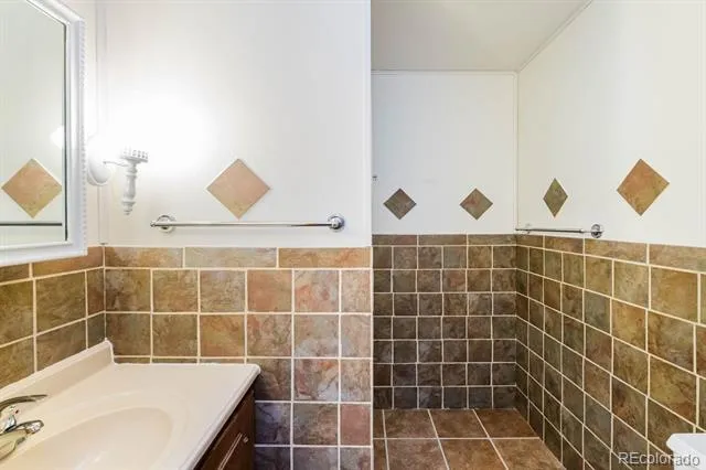2 W Diamond Avenue Granby, CO 80446