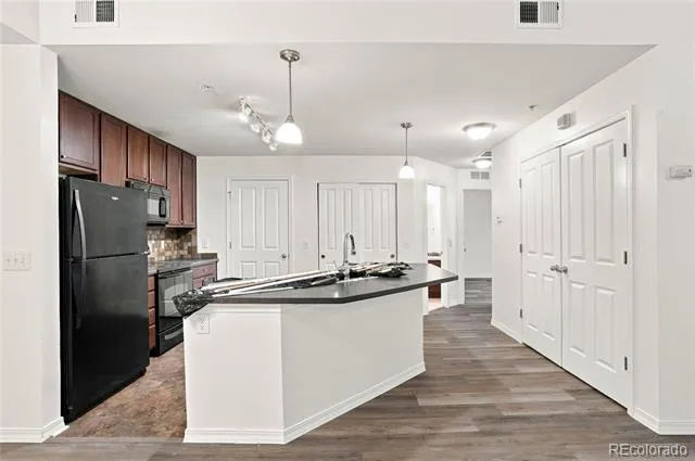 804 Summer Hawk Drive #5201 Longmont, CO 80504