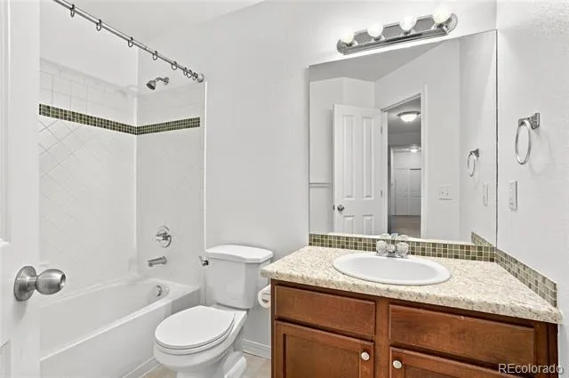 804 Summer Hawk Drive #5201 Longmont, CO 80504