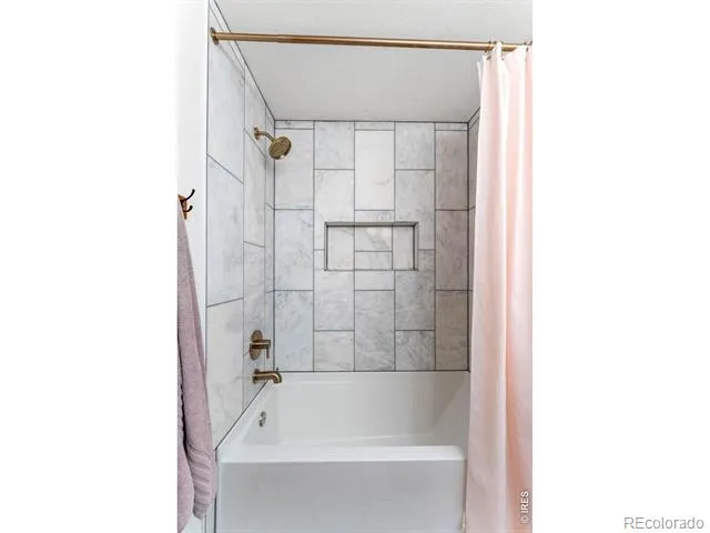 415 36th Ave Ct Greeley, CO 80634