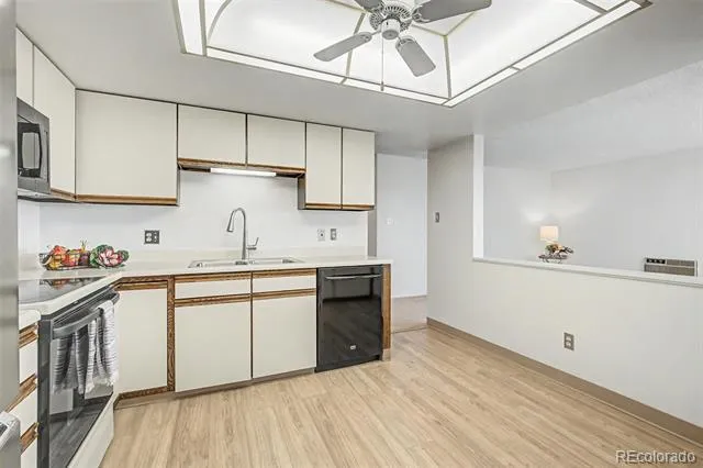 13850 E Marina Drive #101 Aurora, CO 80014
