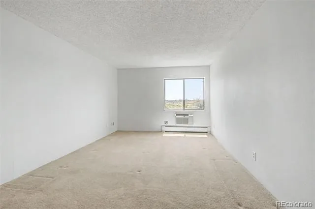 13850 E Marina Drive #101 Aurora, CO 80014