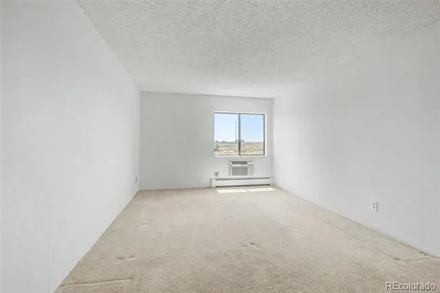 13850 E Marina Drive #101 Aurora, CO 80014