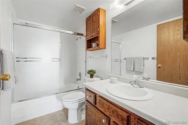 13850 E Marina Drive #101 Aurora, CO 80014