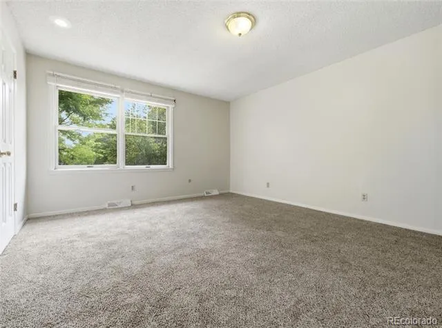 1341 S Blackhawk Way Aurora, CO 80012