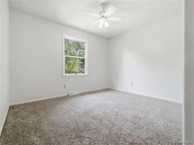 1341 S Blackhawk Way Aurora, CO 80012