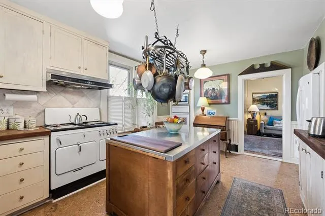4047 Madison Street Denver, CO 80216