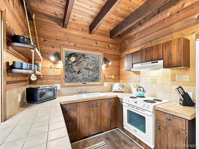3742 Witter Gulch Road Evergreen, CO 80439