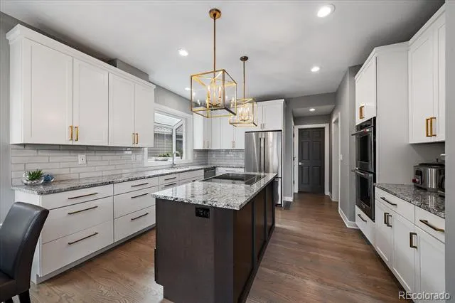 12 Willow Oak Littleton, CO 80127