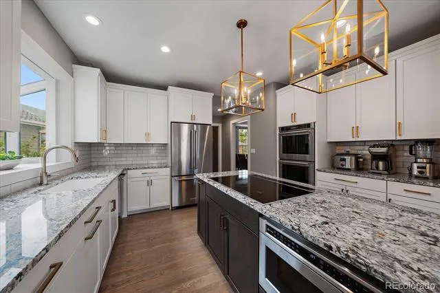12 Willow Oak Littleton, CO 80127