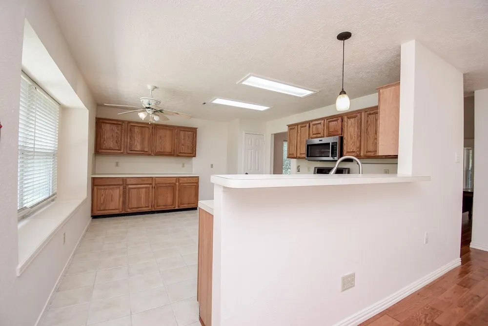 1201 Wildwood Drive Deer Park, TX 77536