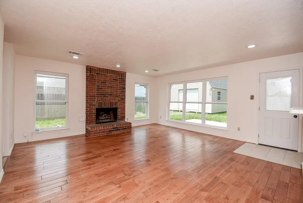 1201 Wildwood Drive Deer Park, TX 77536