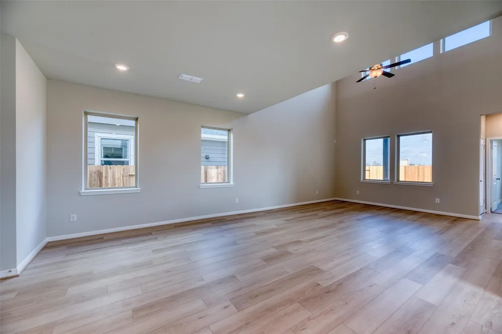 21123 Autumn Heights Drive Bonney, TX 77583