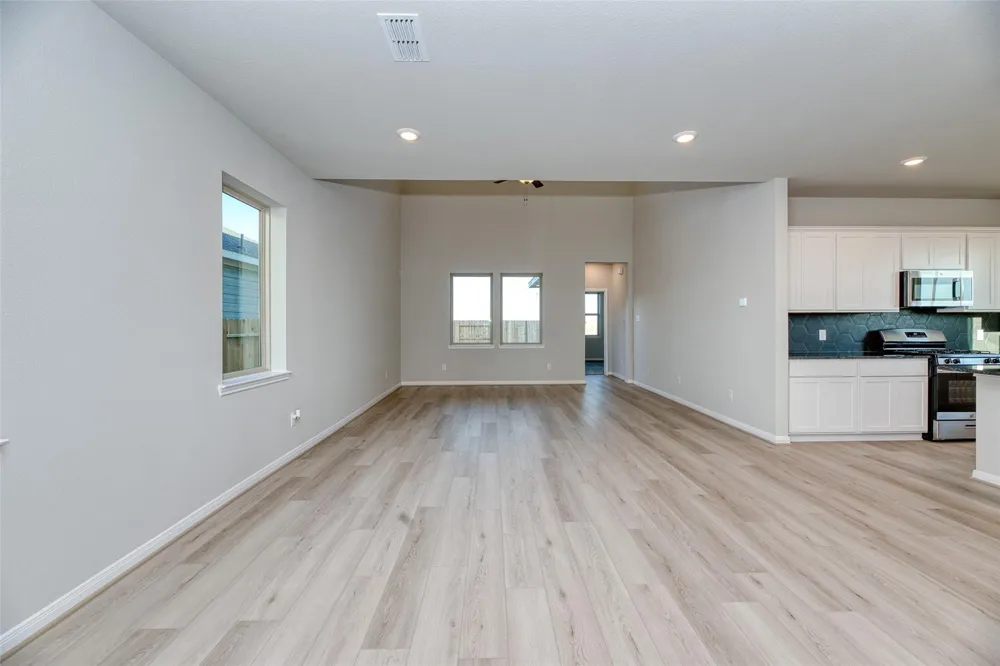 21123 Autumn Heights Drive Bonney, TX 77583