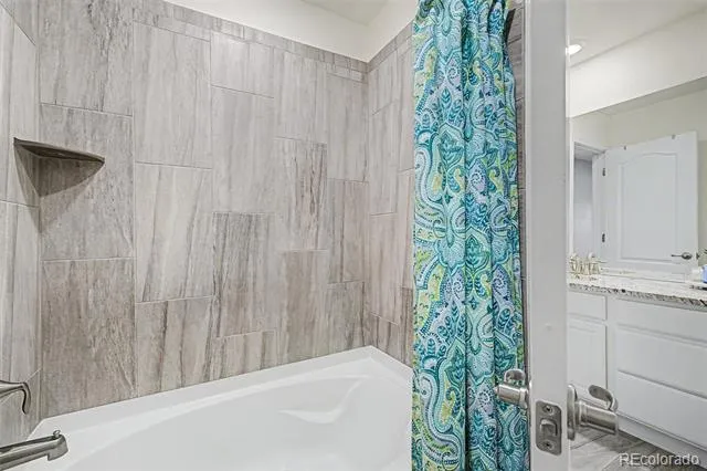 8826 S Yakima Court Aurora, CO 80016