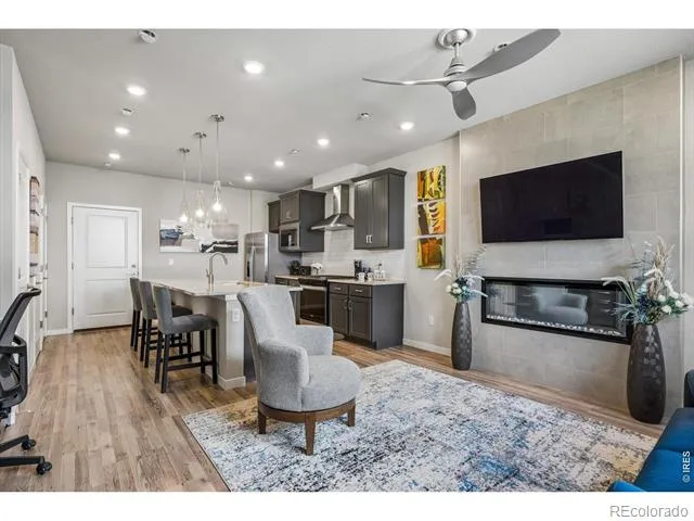 2865 Bear Springs Circle Longmont, CO 80503