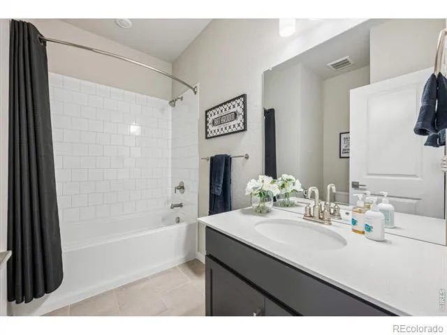 2865 Bear Springs Circle Longmont, CO 80503